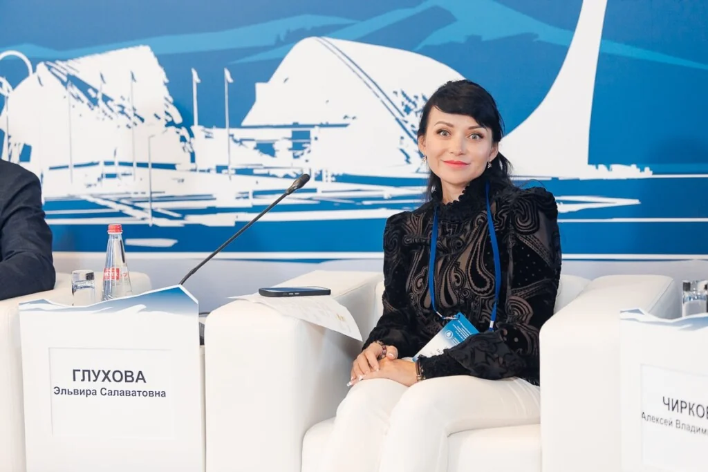 Эльвира Глухова