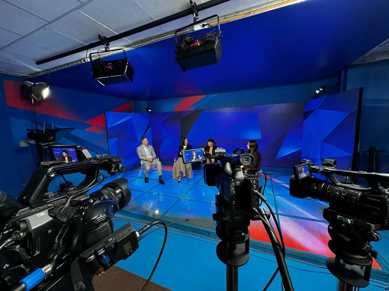 Эльвира Глухова дала интервью каналу ПРНК